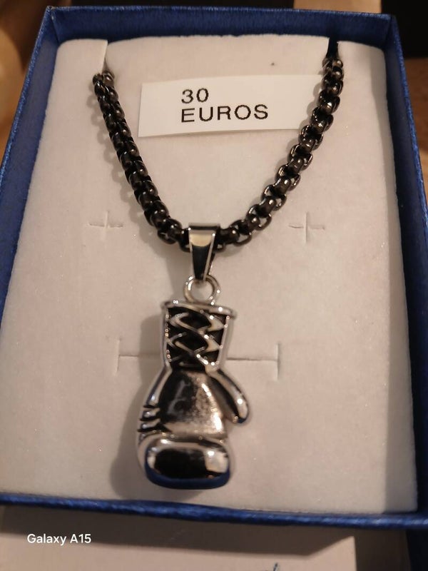 Collier au masculin