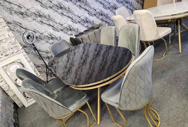 Esszimmer Sets inklusive Tisch & Mit 6 oder 8 Stühle