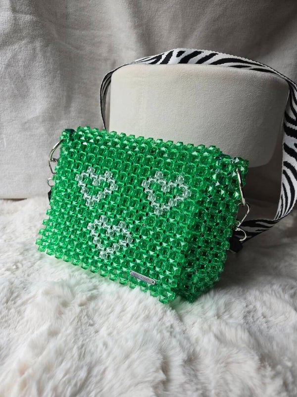 GRÜNE PERLE HEART