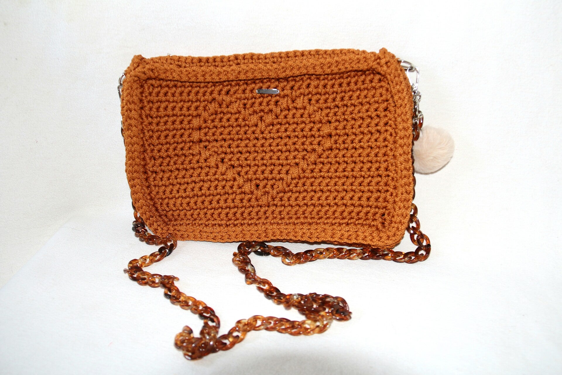 ANNIE ROST - Umhängetasche Crossbody aus recyceltem Polyestergarn mit Herz-Muster