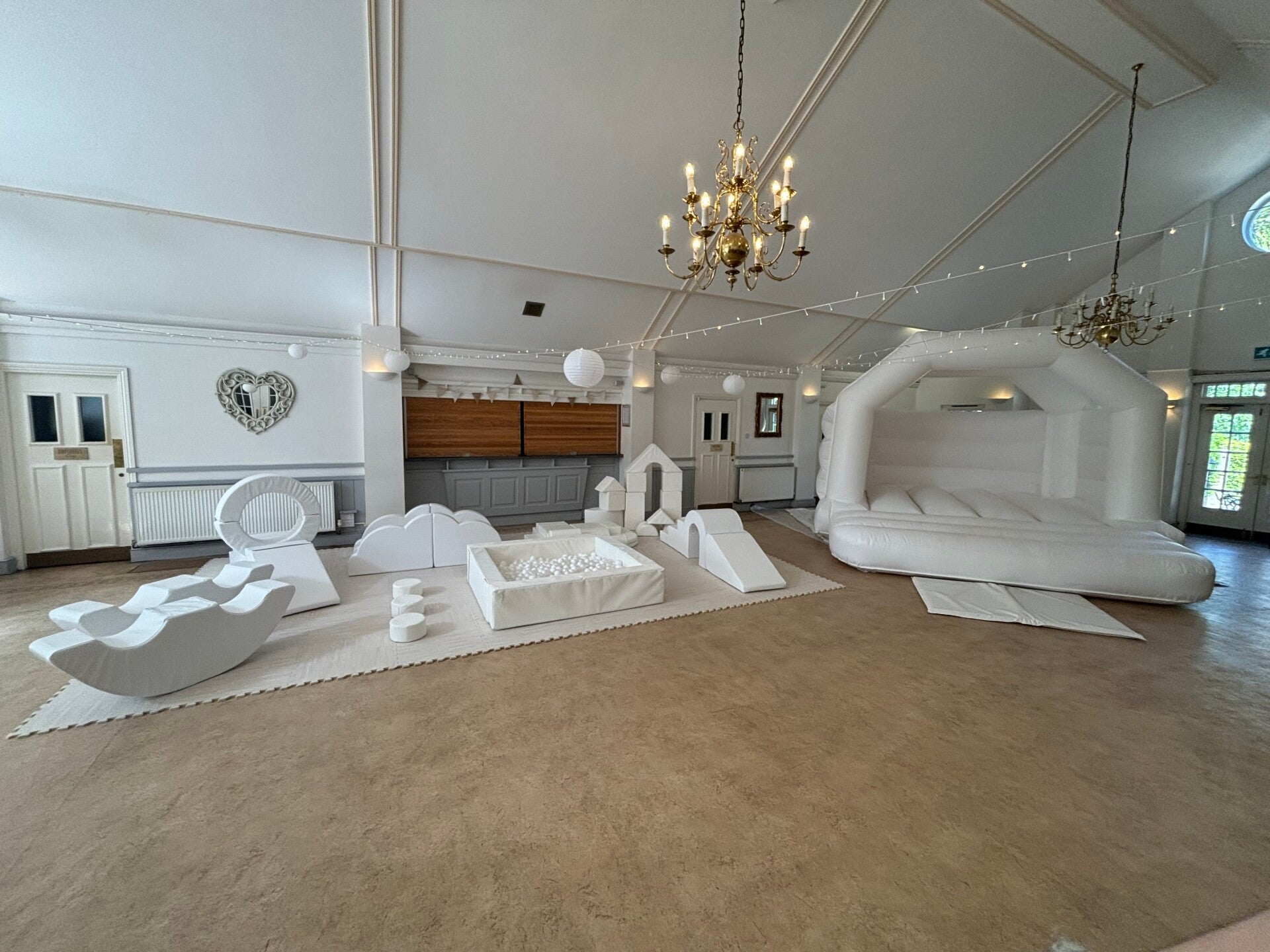 Luxury white soft play