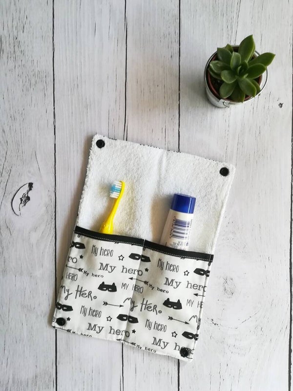 Pochette brosse à dents my hero
