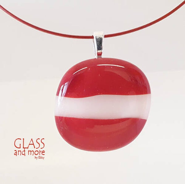 Glashanger in Dordtse vlag kleuren