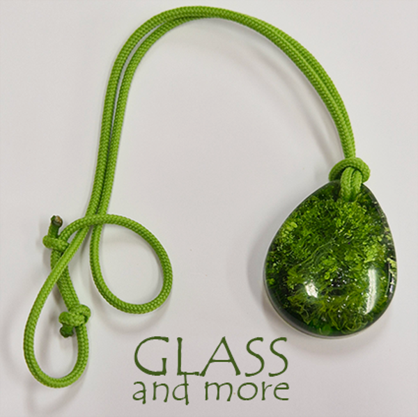Groene druppelvormige epoxyhanger