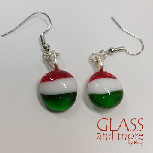 rood wit groene oorhangers