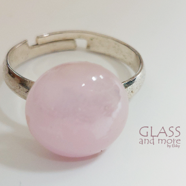 schattige roze ring