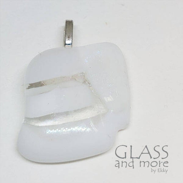 Wit en transparante hanger