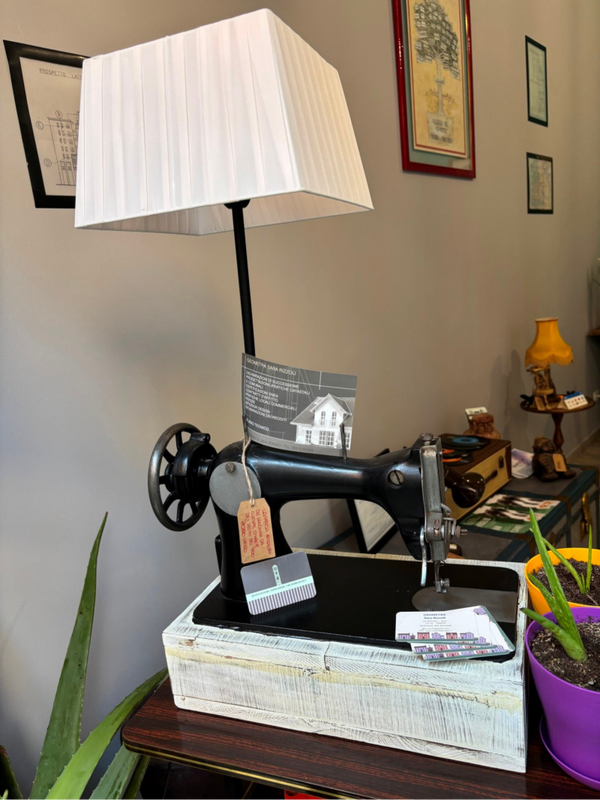 LAMPADA SINGER CON CAPPELLO