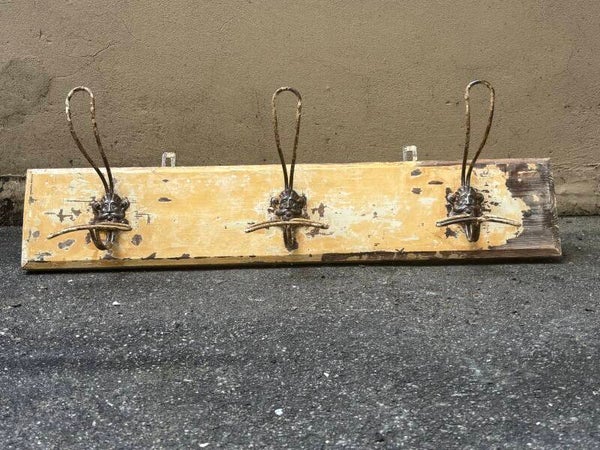 Appendi abiti da parete base in legno
