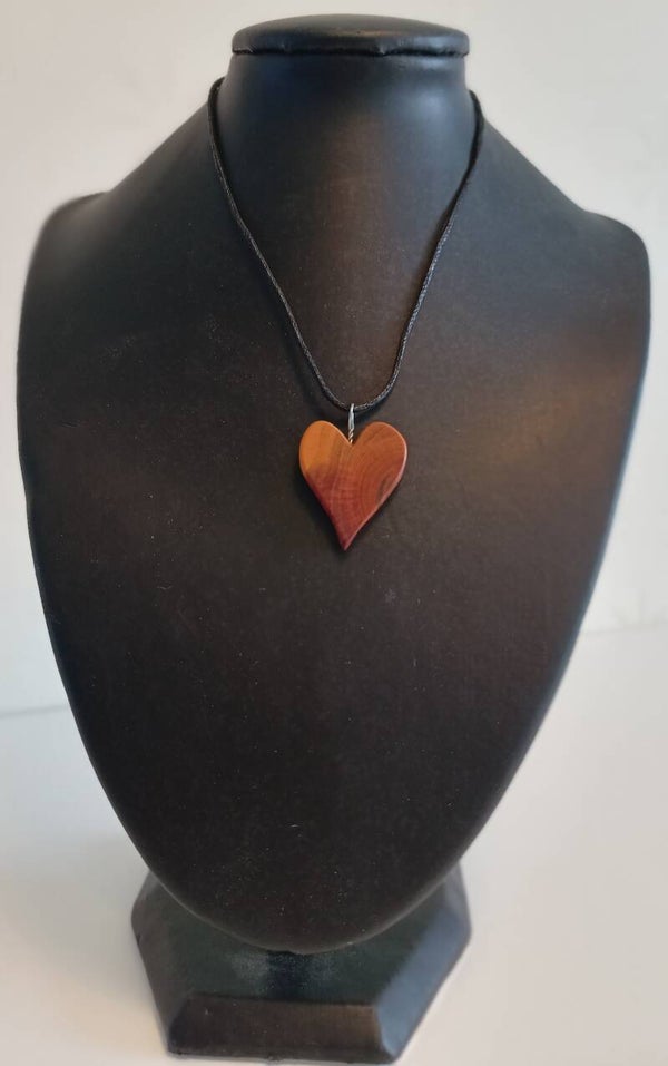 Halsband "Hjärta"