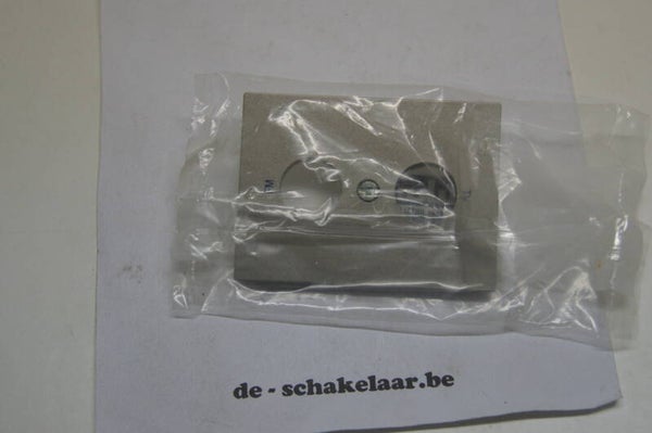 Niko 46-567 dav centraal plaatje TV-FM