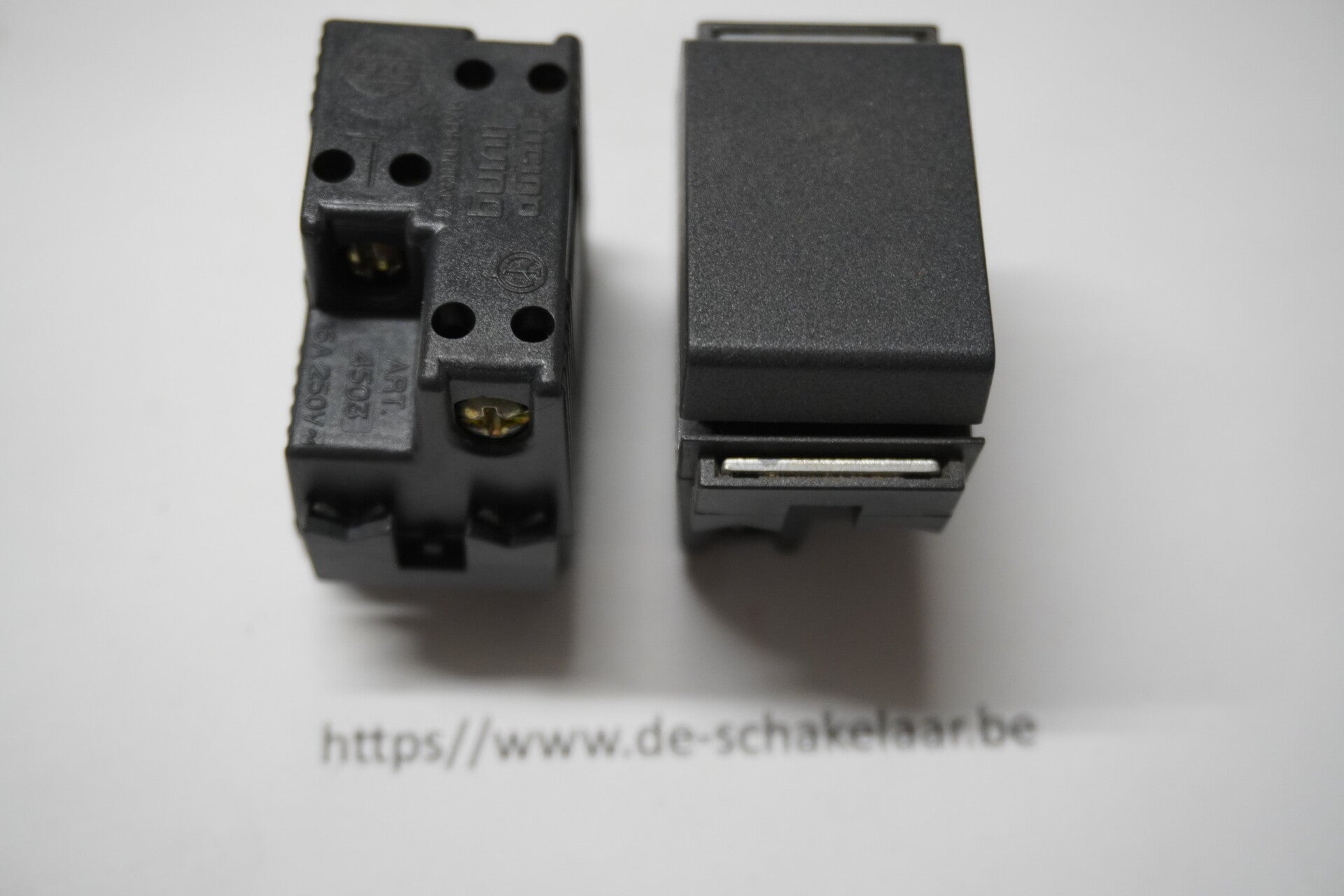 Bticino living classic 4503 wisselschakelaar