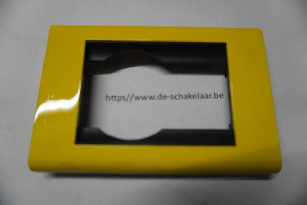 Bticino living classic 4750GB geel Stopcontact +1mod