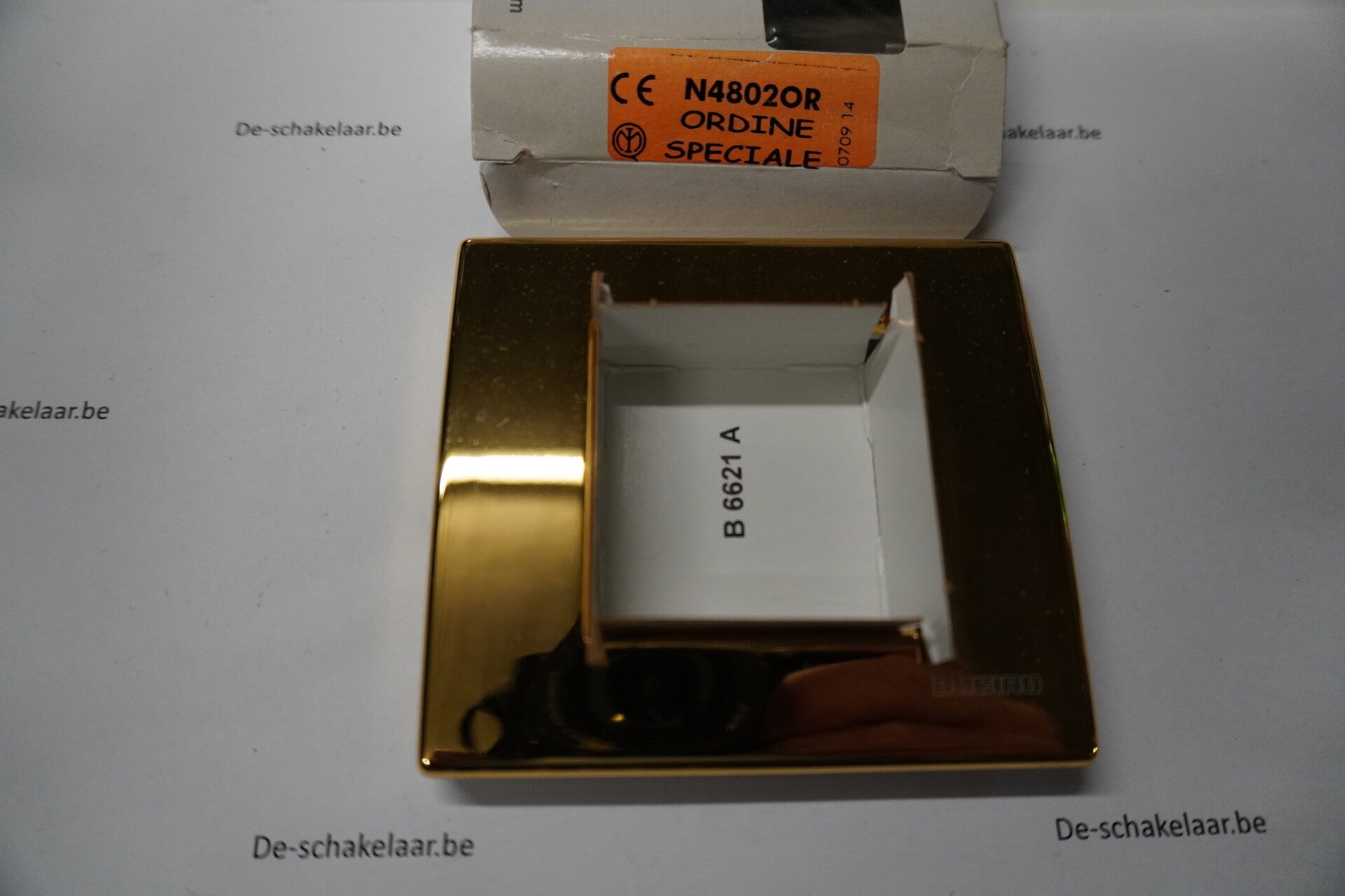 Bticino light N4802TA afdekplaat 2 modules goud