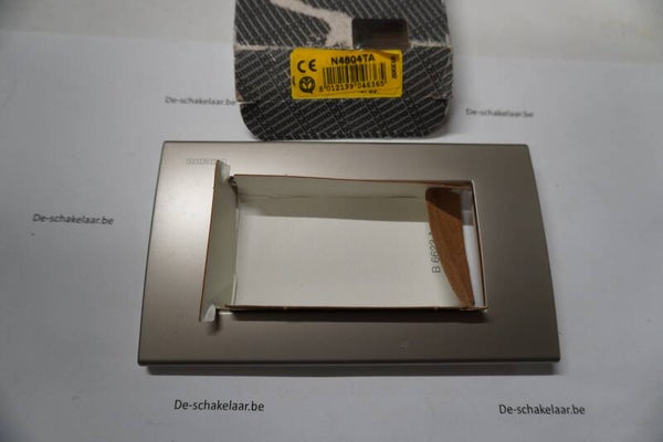 Bticino light N4804TA afdekplaat 4 mod licht titaan