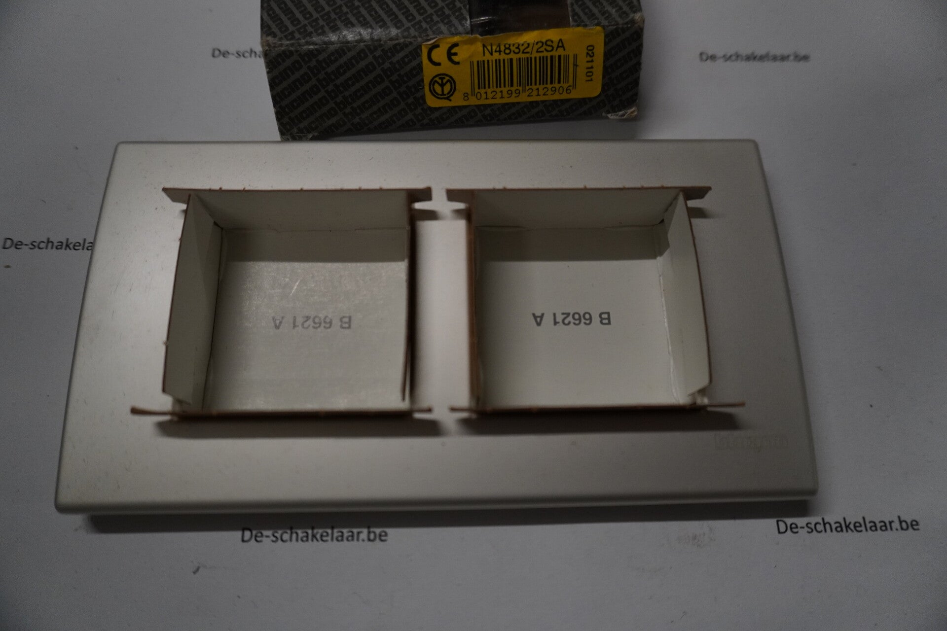 Bticino light N4832/2SA Afdekplaat 2x2mod gepolijst zilver(Vert of hor)