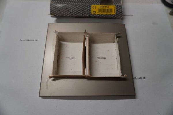 Bticino light N4816TA afdekplaat 2x3 mod licht titaan