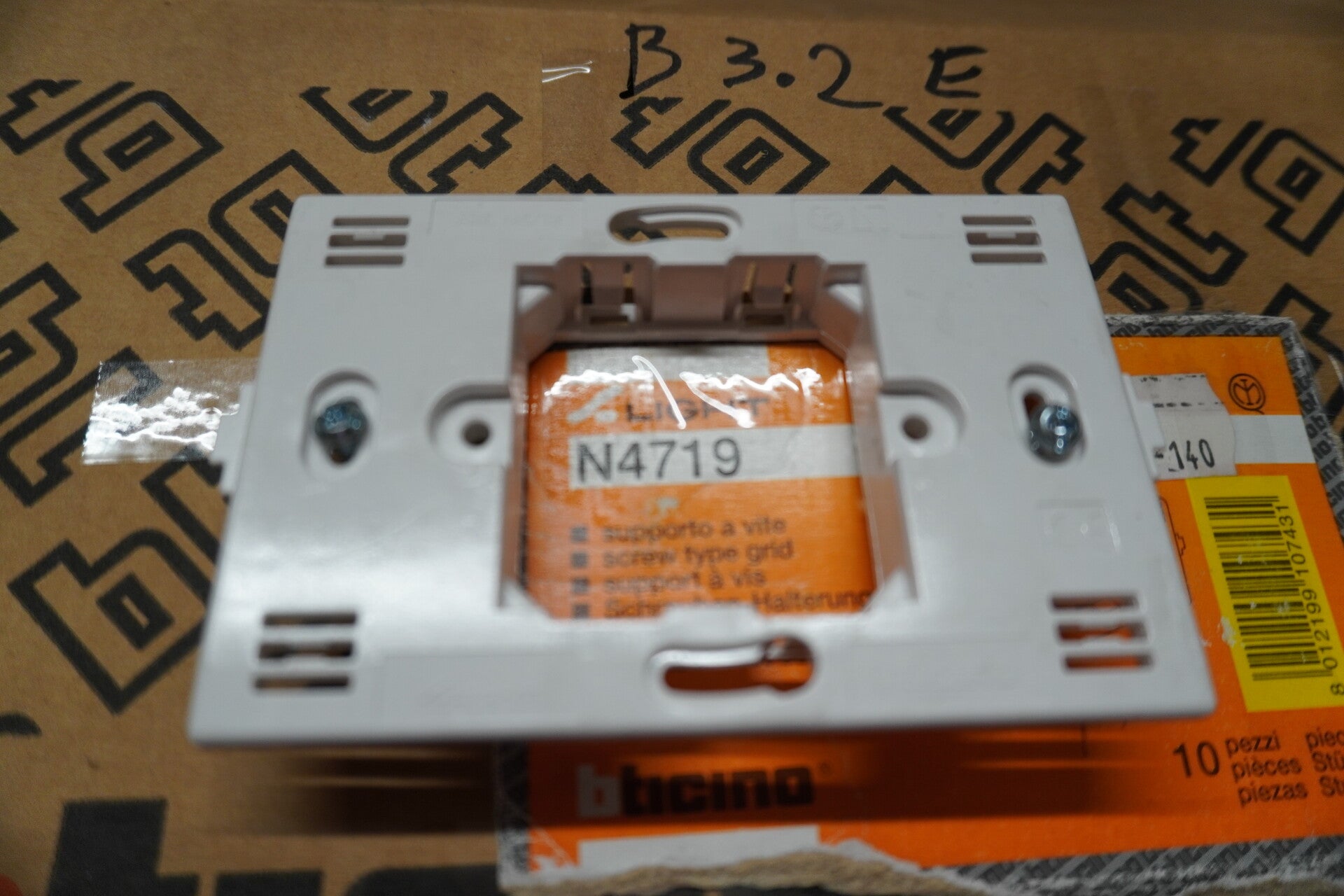 Bticino light N4719 modulehouder 2 mod