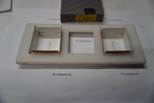 Bticino light N4832/3OB Afdekplaat 3x2 mod opaal wit
