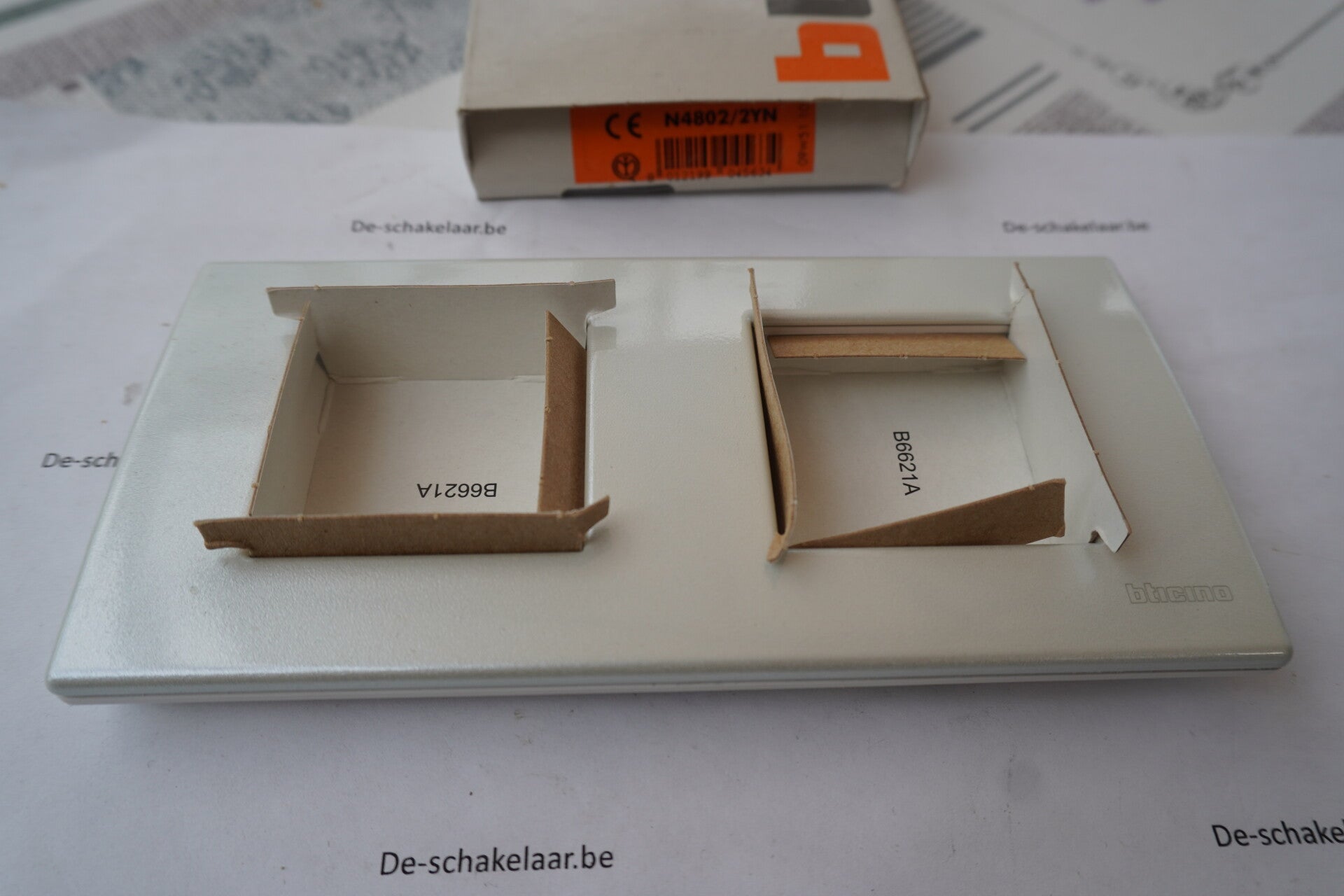 Bticino light N4802/2YN afdekpl 2x2 mod parelgeel