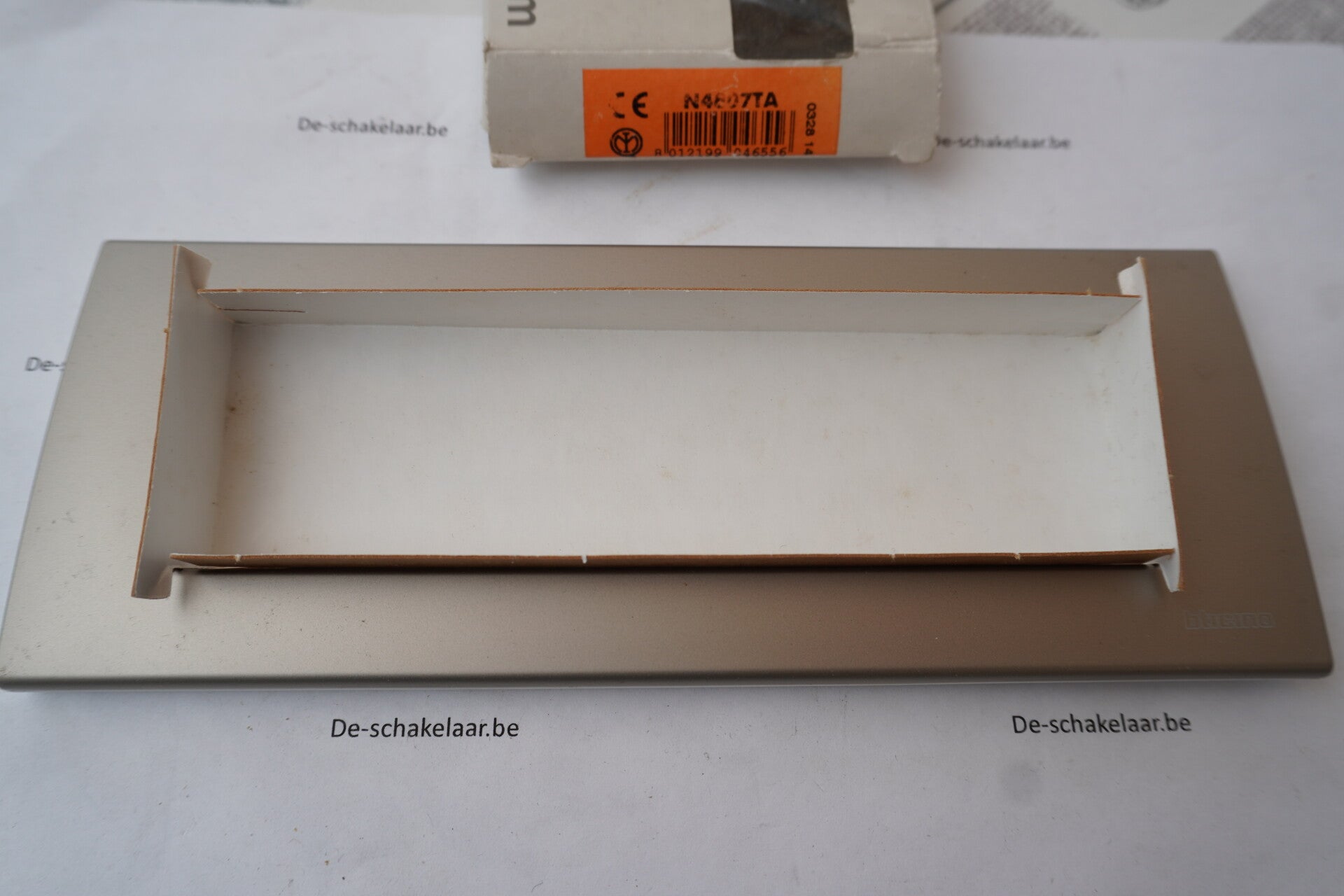 Bticino light  N4807TA 7 modules titaan