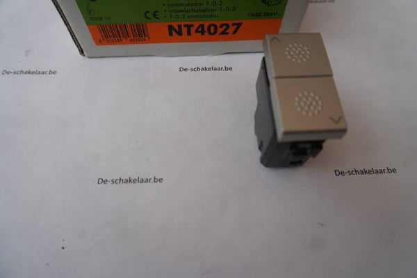 Bticino light tech NT4027 Wisselschakelaar 1-0-2