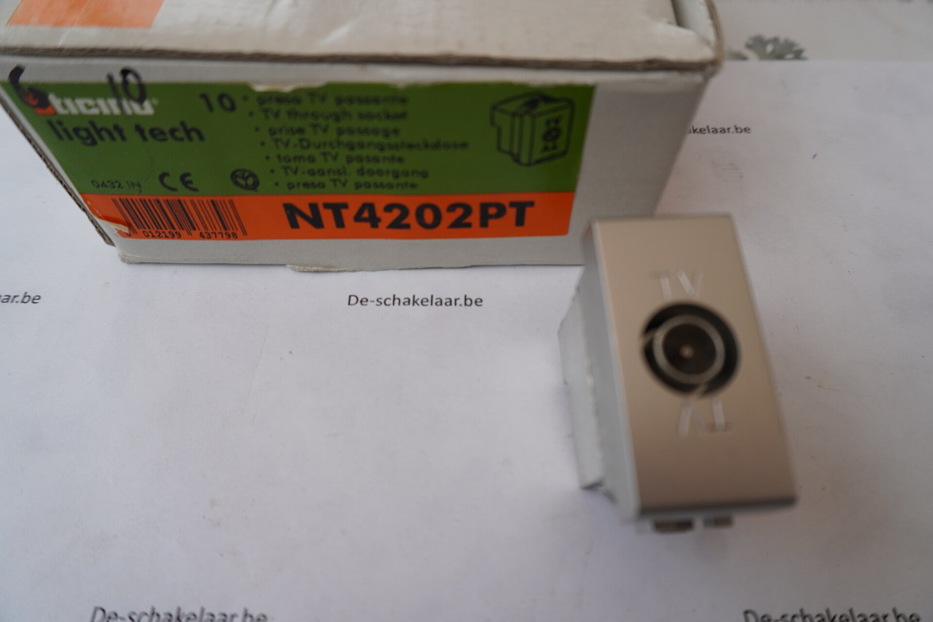 Bticino light tech NT4202PT TV aansluiting doorgang