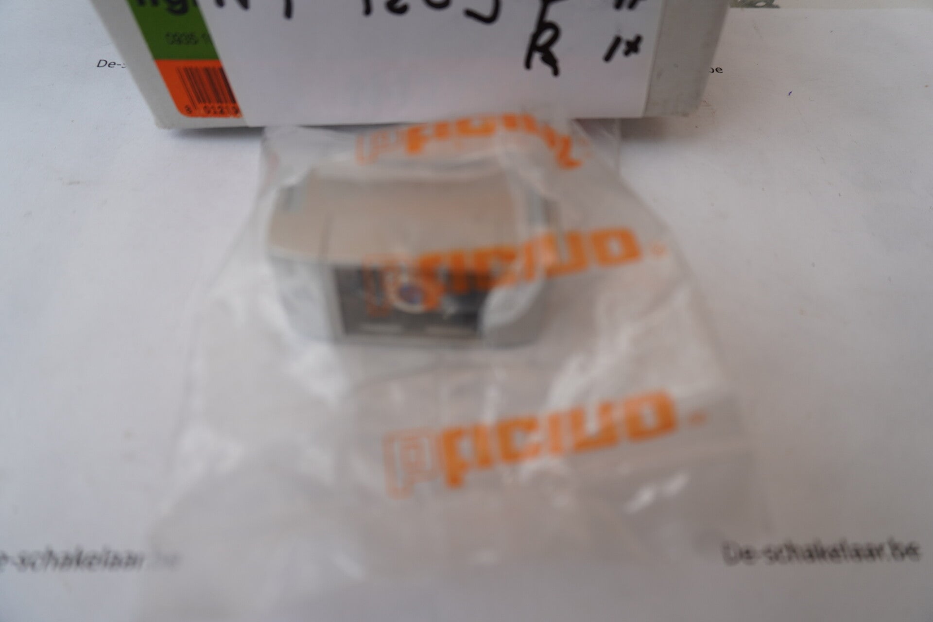 Bticino light tech NT4269R audio 2x cinch