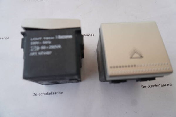 Bticino light tech NT4407 Drukknopdimmer 60-250W