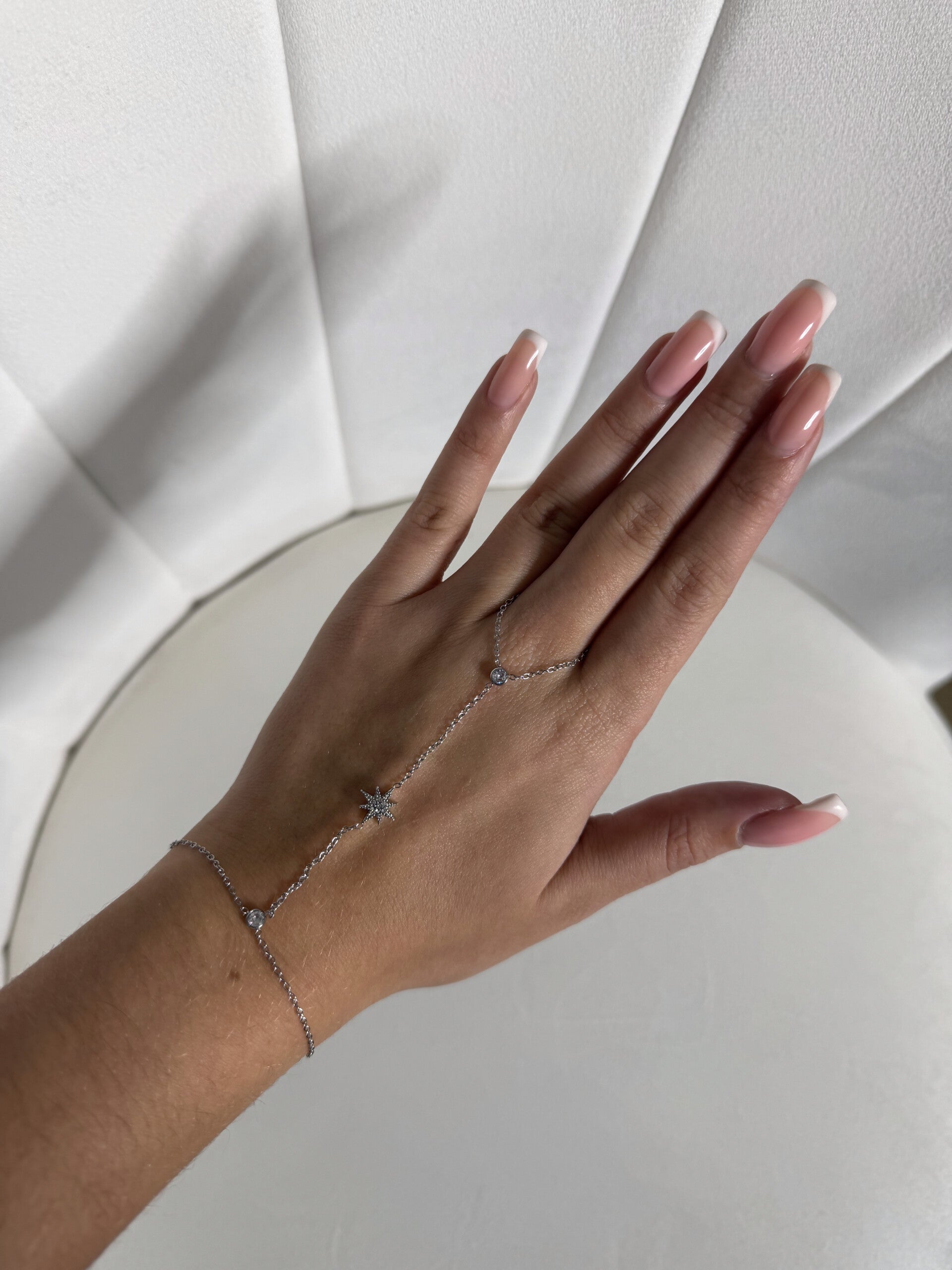 Chaine de main "Anya"