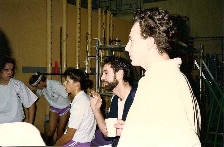 2 coachs pour les filles en 89