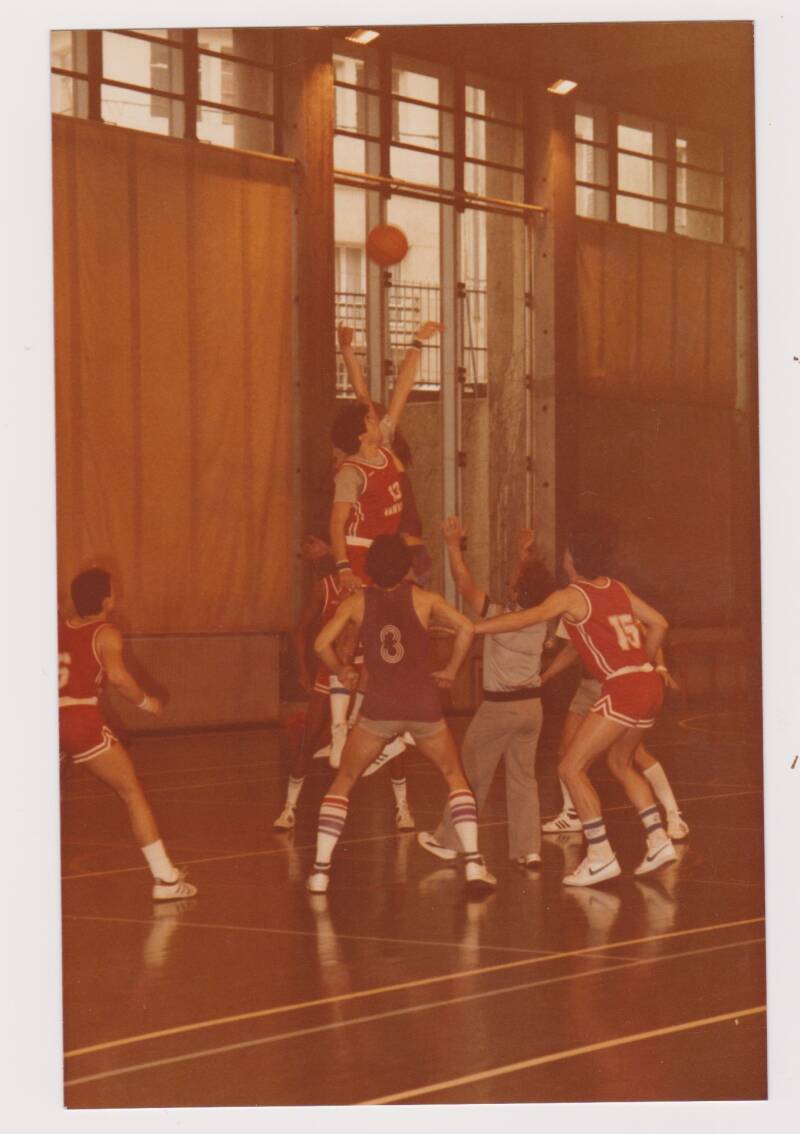 PUC-Vanves 82-83