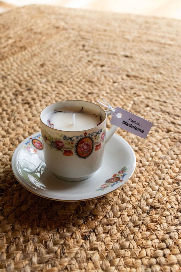 Bougie tasse Madeleine