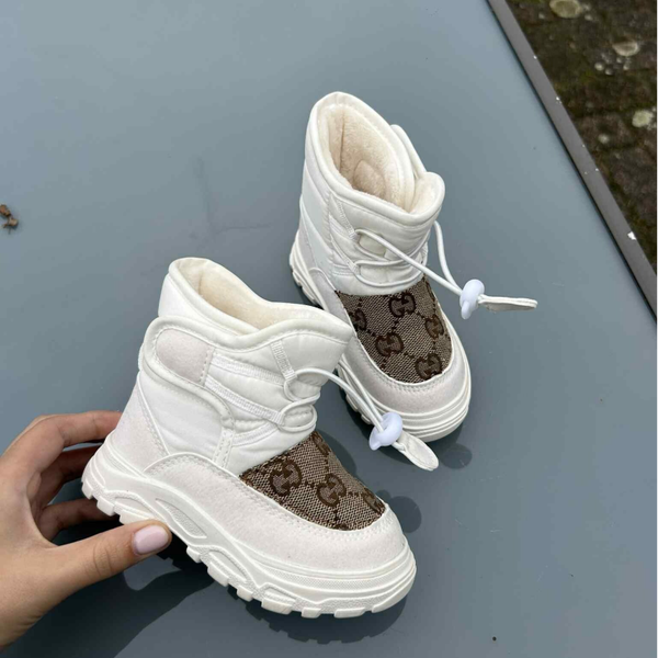 Baby snow boots