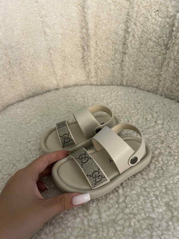 Baby sandals beige