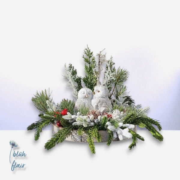Weihnachtsarrangement: Eulen auf Tablett - Winterschlaf Nr.2 - ⌀30xH24