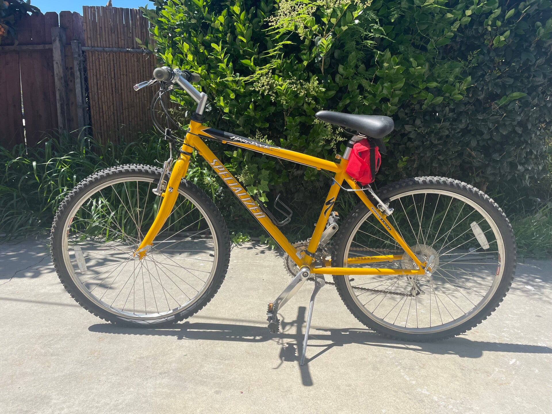 Vintage 1998 Specialized Hardrock Mountain Bike