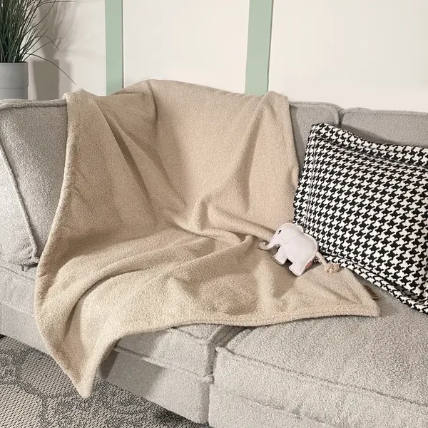 BUDDY. Hundedecke Teddy "LeFluff" aus recycelten Materialien