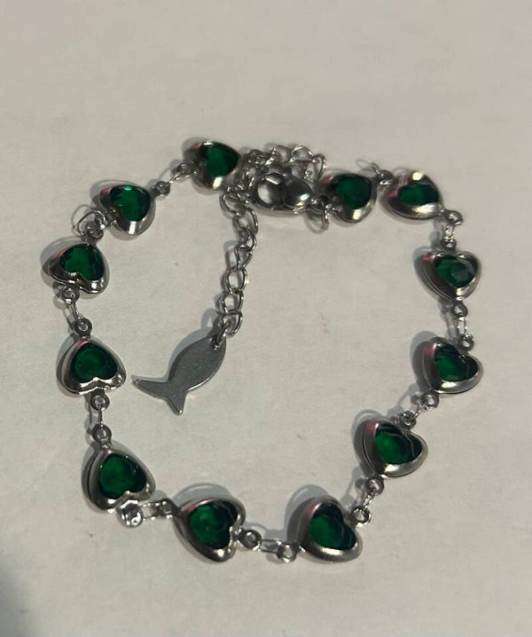 Green heart bracelet