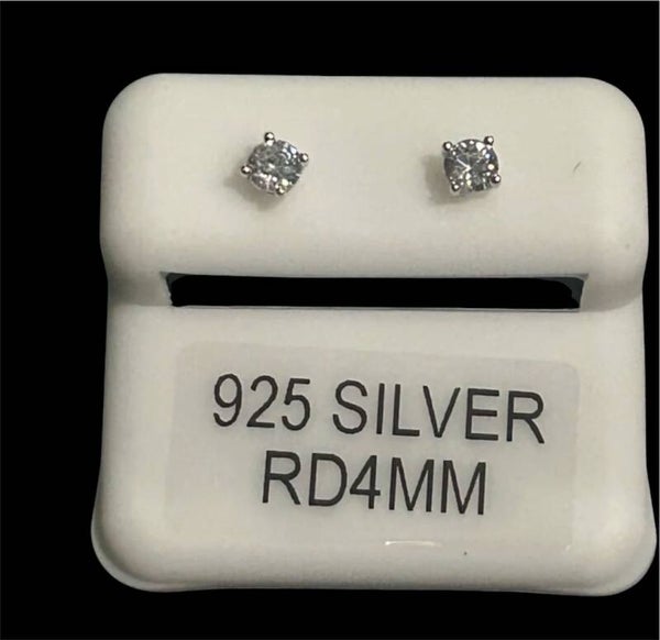 CLEAR MOISSANITE EARRINGS.925