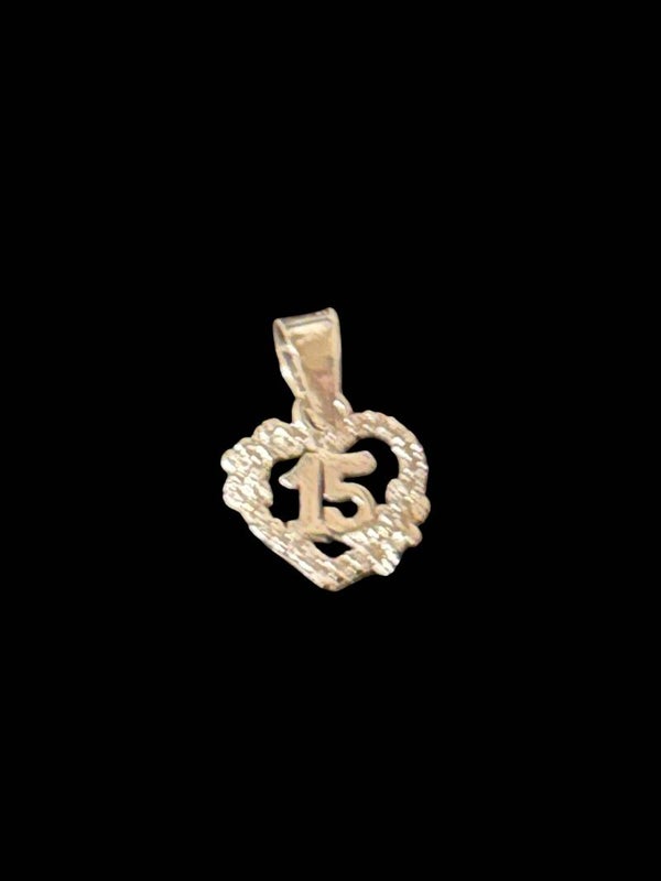 Sweet 15 pendant