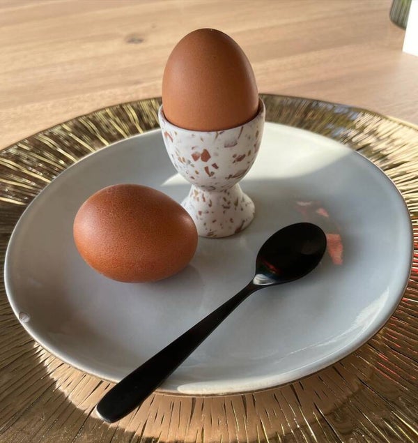 Eierdopjes terrazzo beige