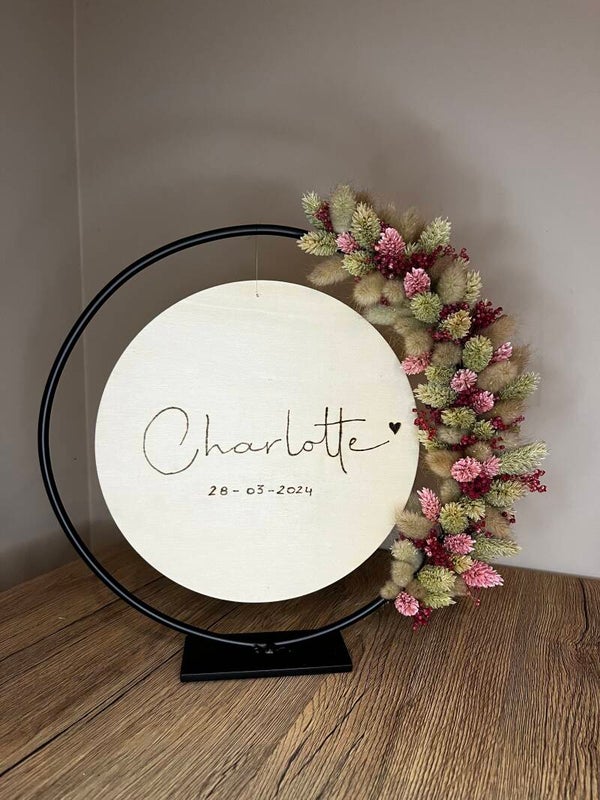 Ring met droogbloemen