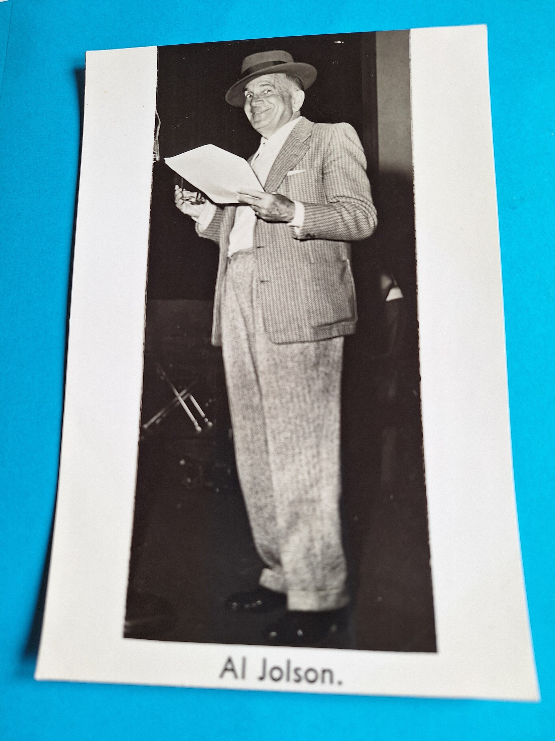 AL JOLSON REAL GLOSSY PHOTO CARD 1950s 1960s SIZE APPROX  13CM X 19CM FROM TILLEYS OF SHEFFIELD