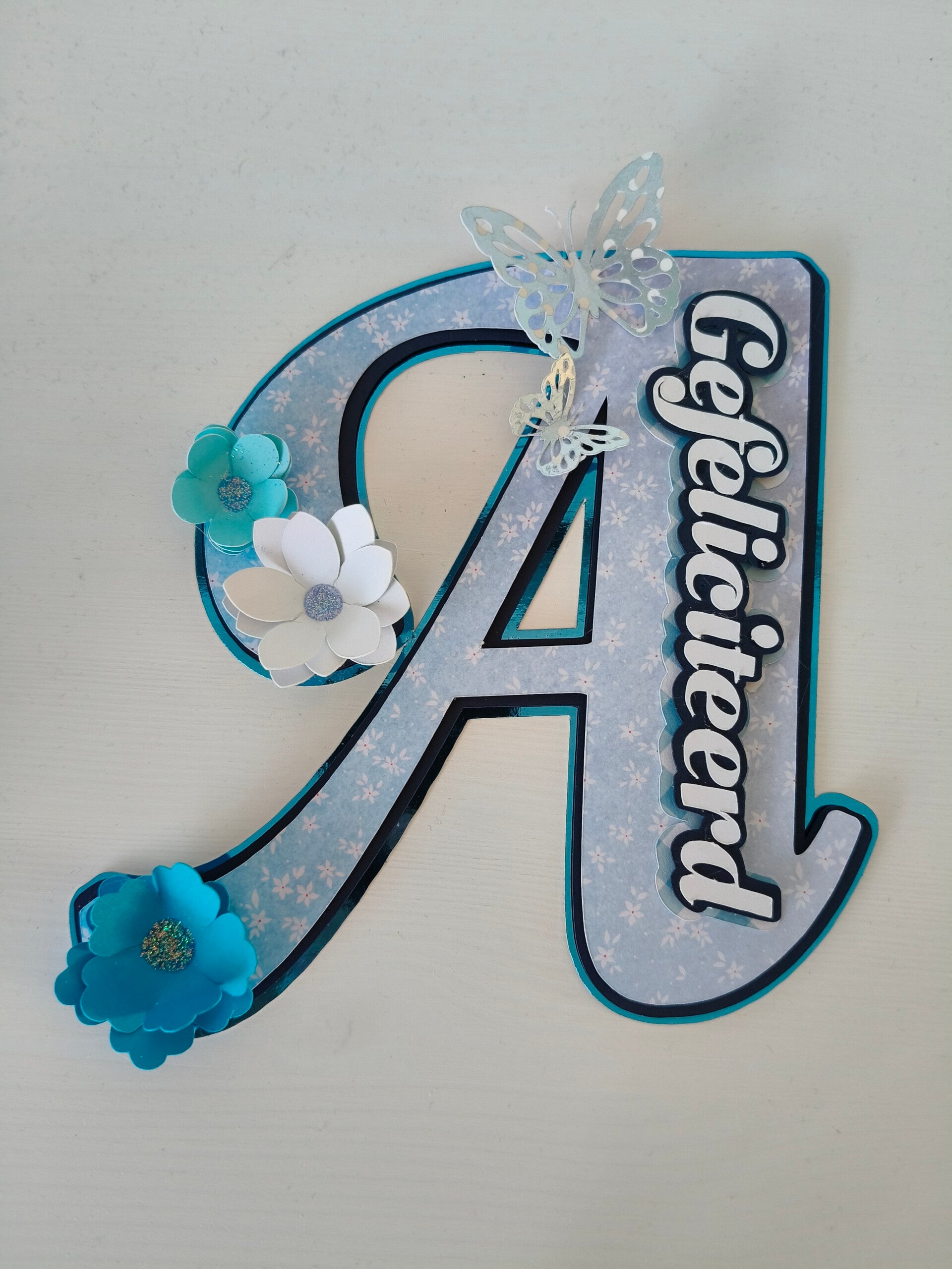 Letterkaart A met Gefeliciteerd