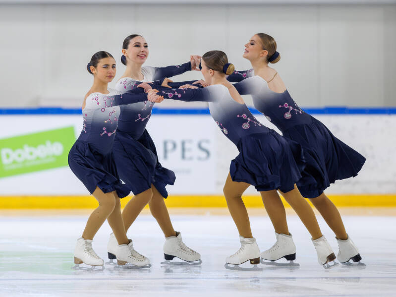 Team Starlight Novice; Switzerland; ISU Advanced Novice. Photo by Jaime Fernández del Río; Riga Amber Cup 2026