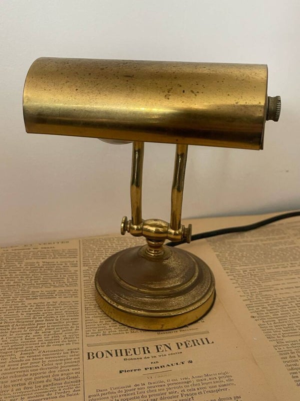 Petite lampe de notaire en métal doré – Charme authentique