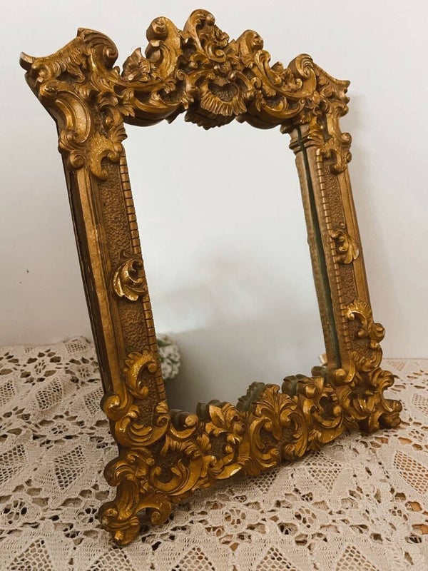 Miroir doré – Esprit baroque aux accents rococo