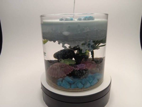 Kerzenglas mit Wasser destilliert