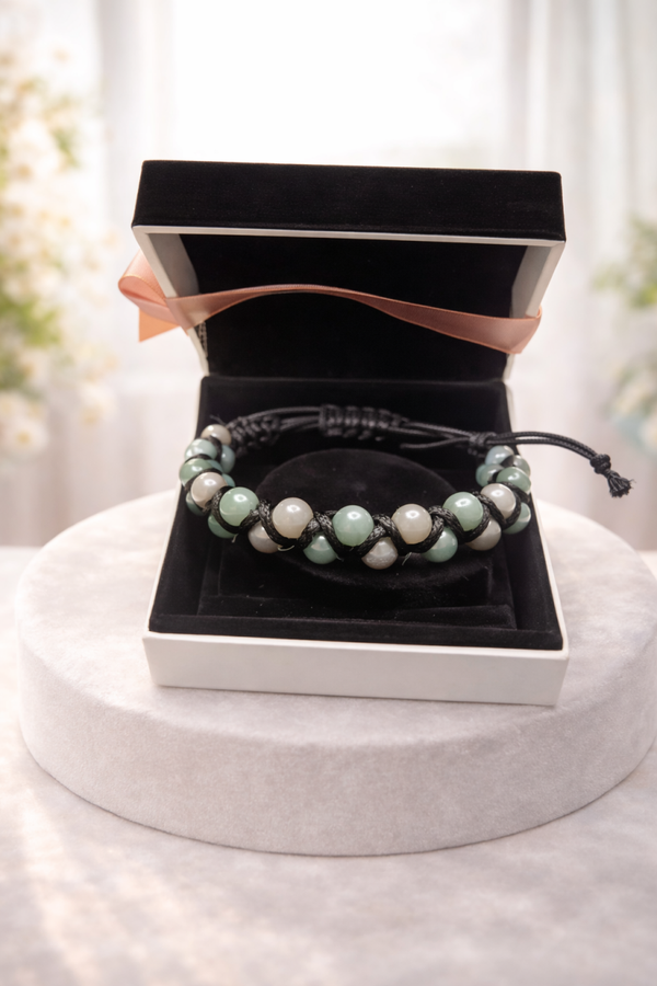 Lederarmband schwarz mit mint und weißen Kugeln